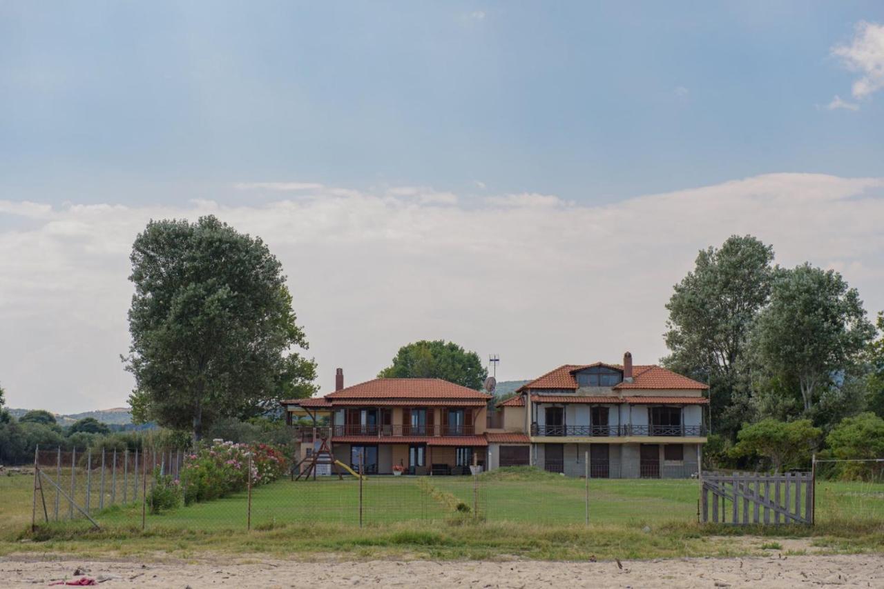 Villa Ilyos Ierissos Exterior photo