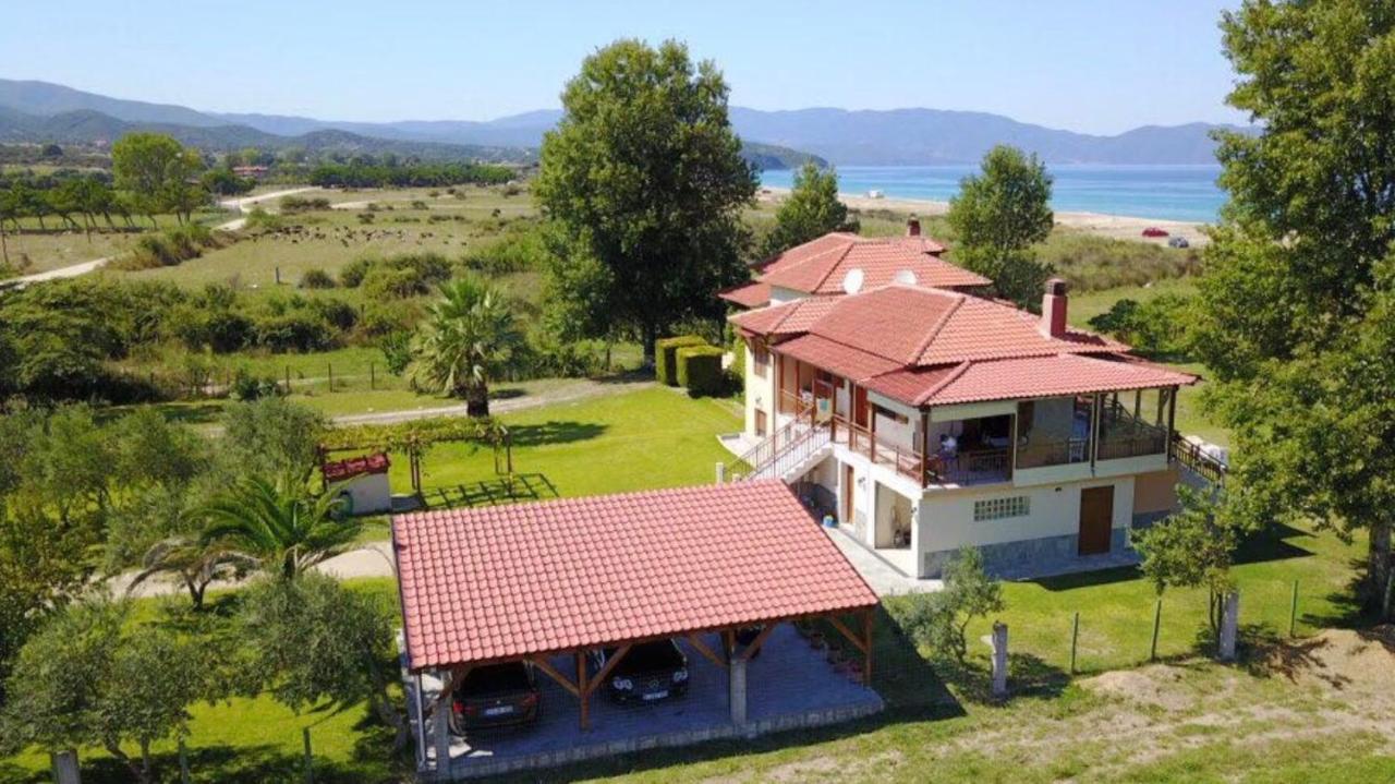 Villa Ilyos Ierissos Exterior photo